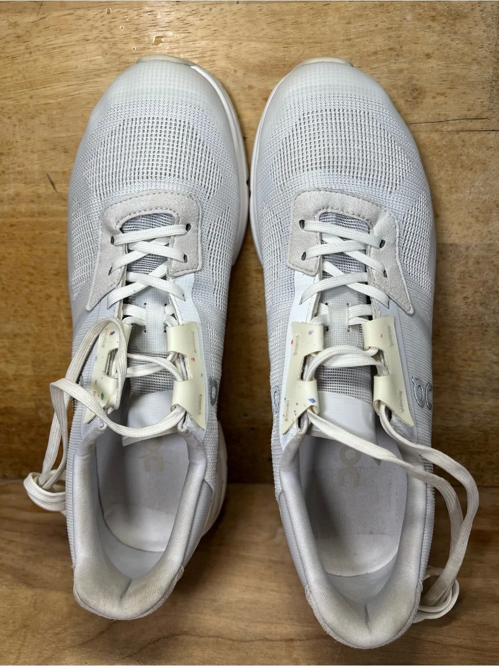 On Cloudrift REFLECTIVE Womens Size 9.5 Walking Shoes Sneakers White Gray